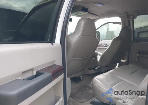 2008 Ford F-250 Lariat из США, поврежденный, VIN 1FTSW21R88EC68308